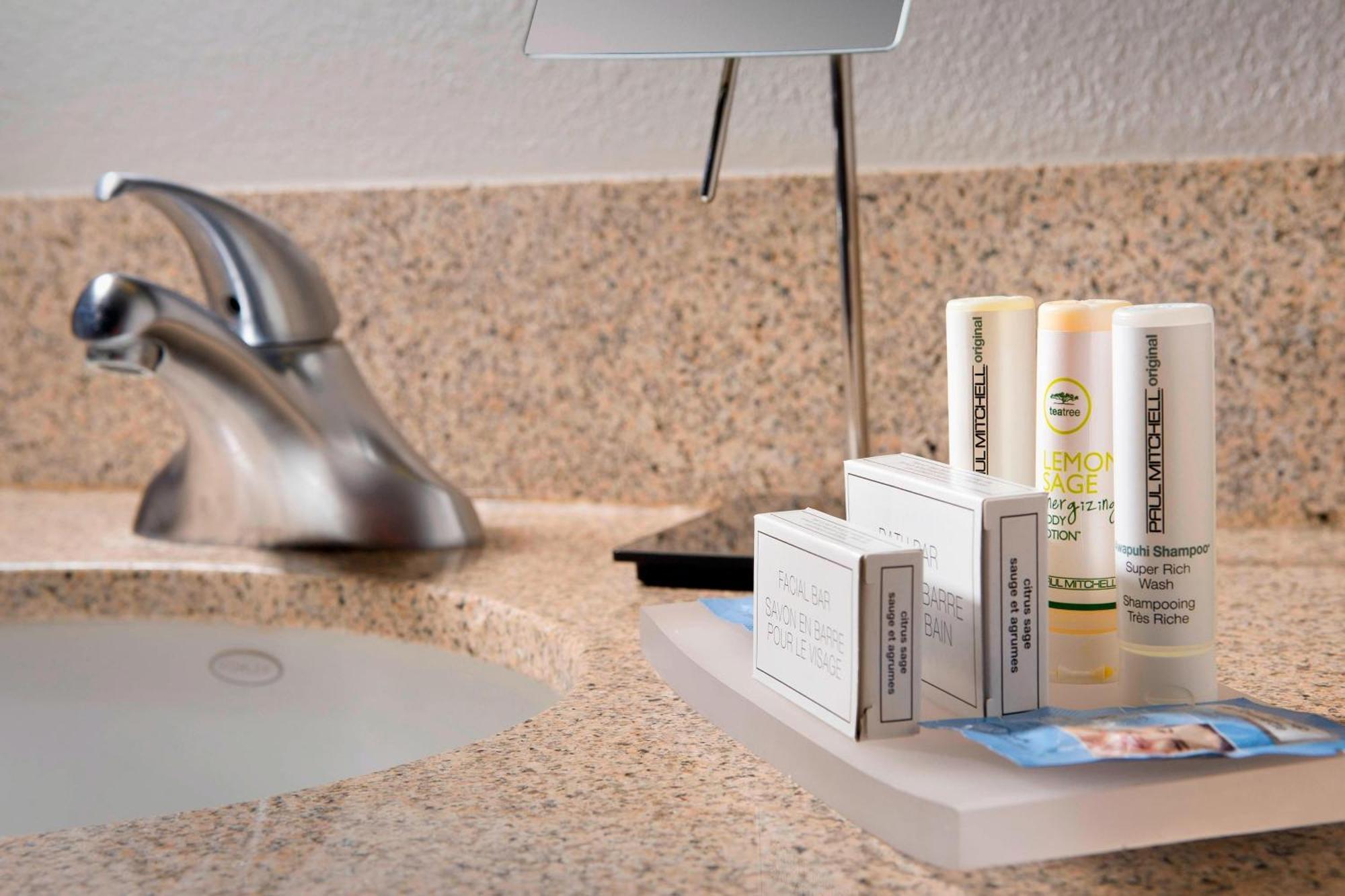 Courtyard By Marriott Seaworld/lackland San Antonio