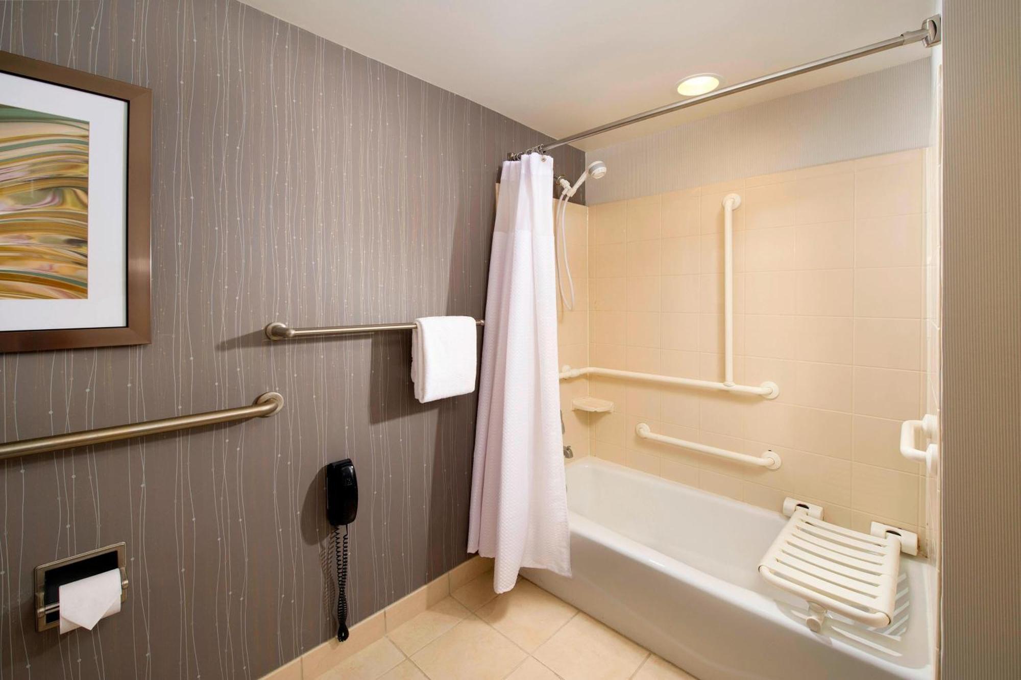 Courtyard By Marriott Seaworld/lackland Hotel San Antonio