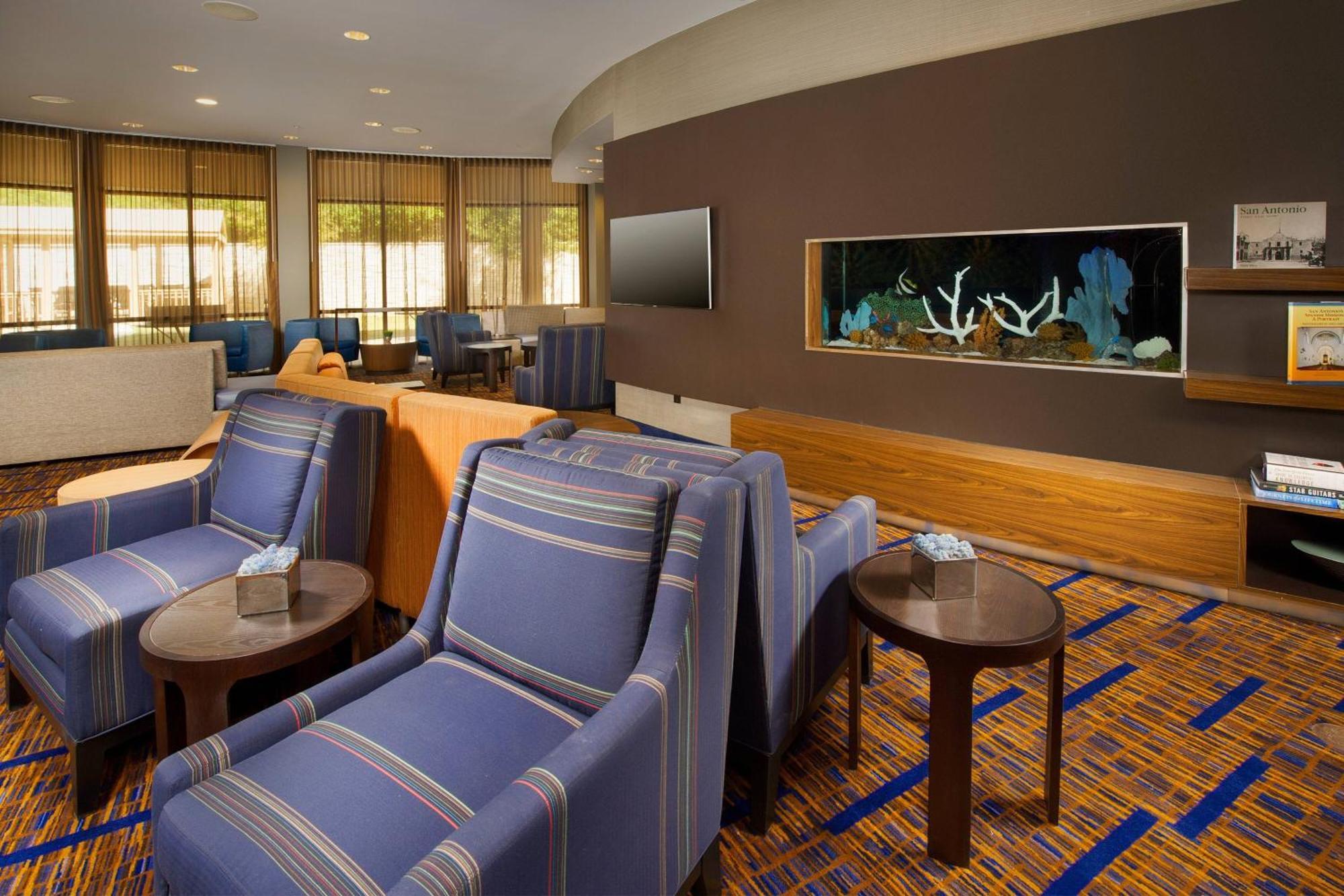 Courtyard By Marriott Seaworld/lackland San Antonio