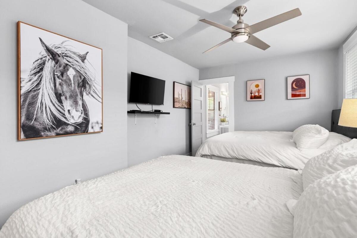 Holiday home Charming Downtown Sa With Pool And Hot Tub