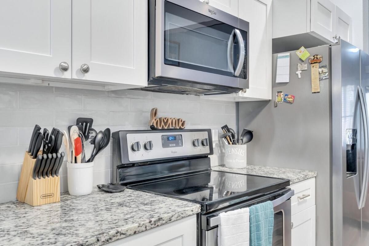Holiday home Charming Downtown Sa With Pool And Hot Tub San Antonio