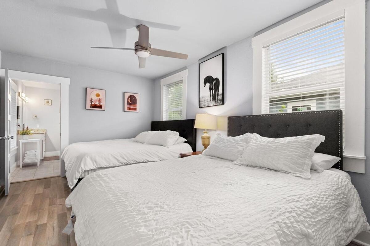 Charming Downtown Sa With Pool And Hot Tub Holiday home