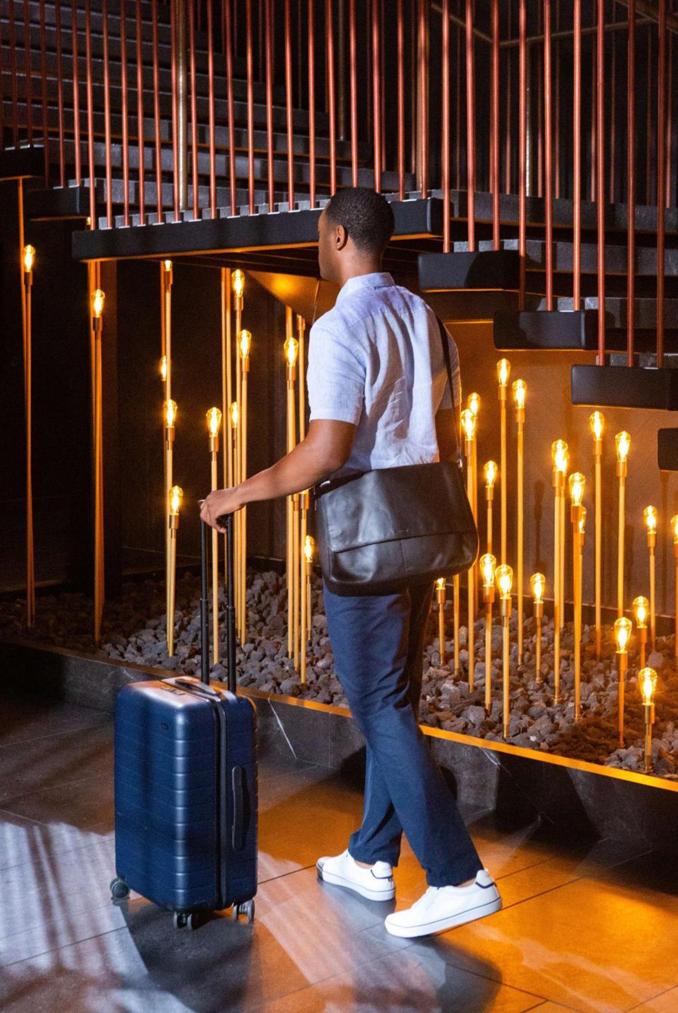 Thompson - Riverwalk, By Hyatt Hotel 5*