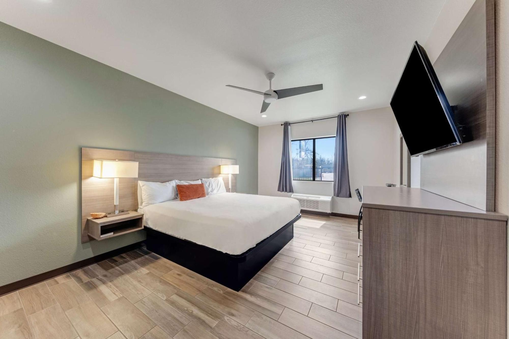 Americas Value Downtown Riverwalk Motel 3*