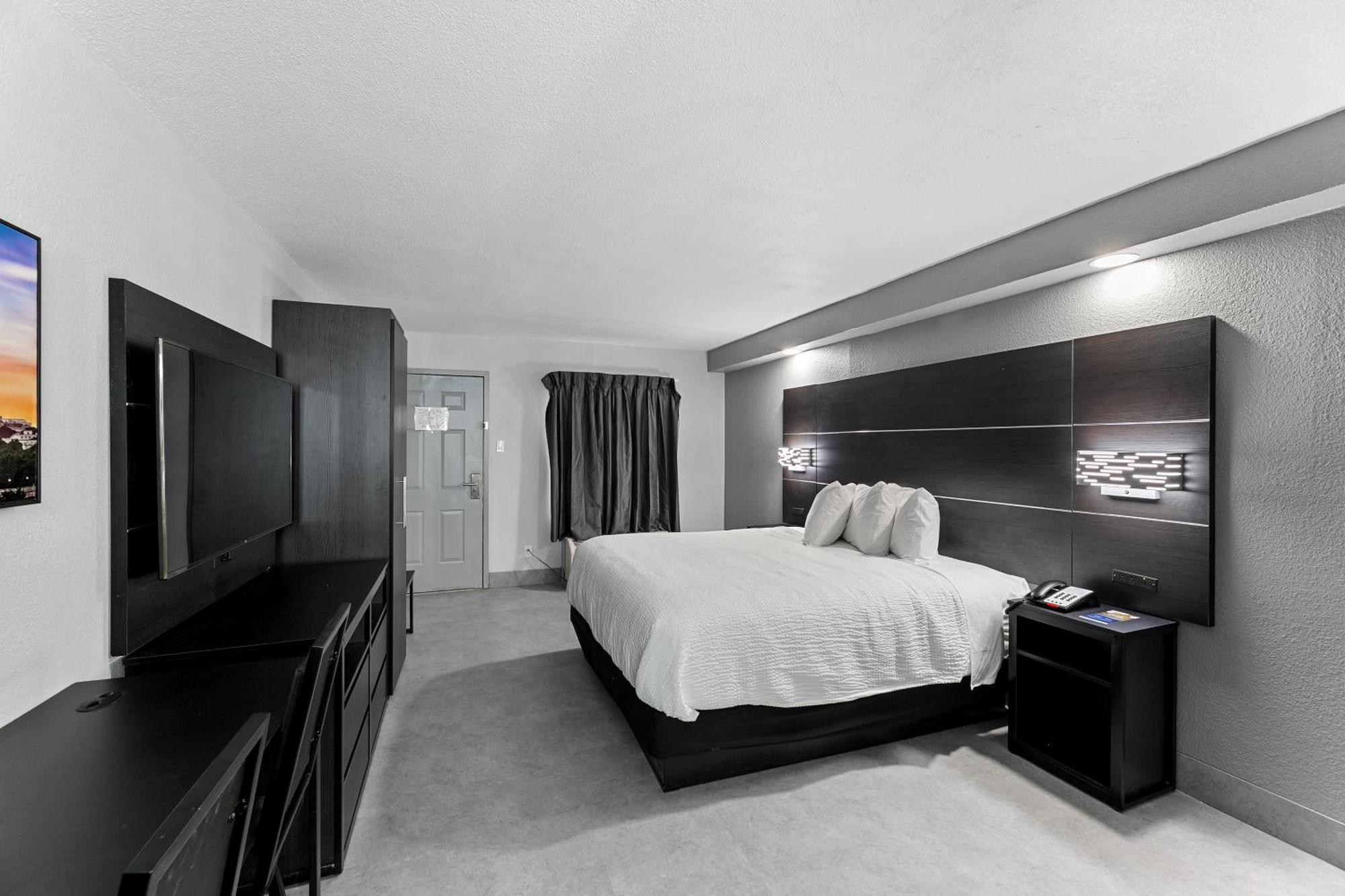 GreenTree Inn San Antonio/Lackland Air Force Base Hotel San Antonio