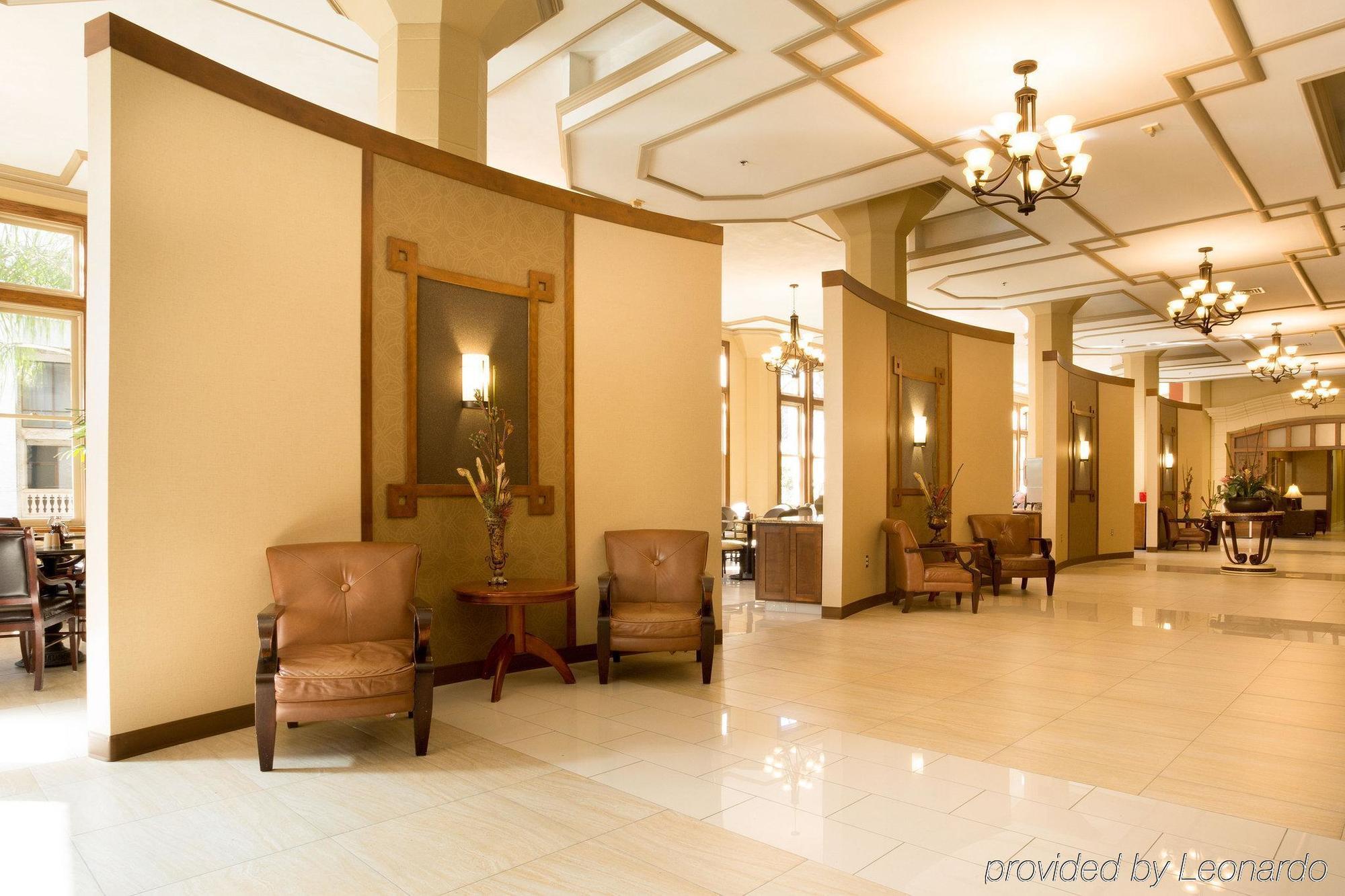Hotel Drury & Riverwalk 3*