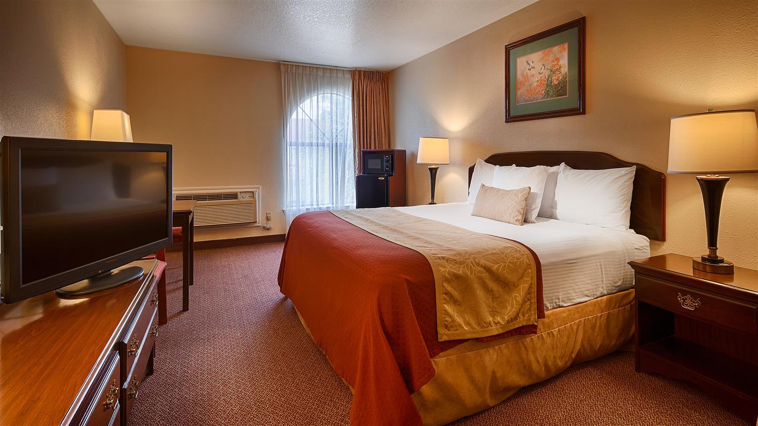 Hotel Surestay By Western Fiesta San Antonio