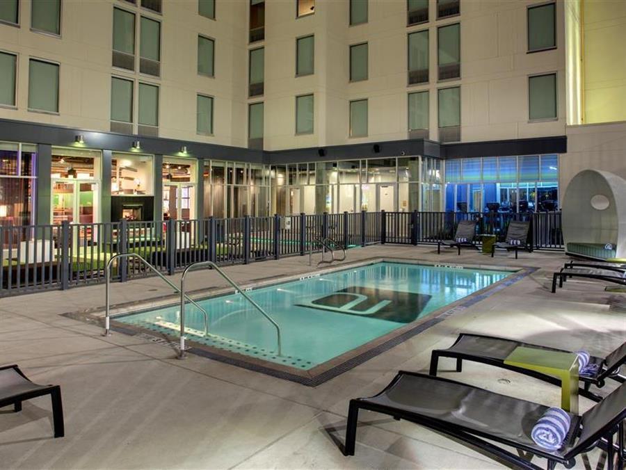 Aloft Airport San Antonio