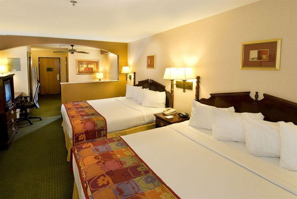 Western Alamo Downtown Hotel