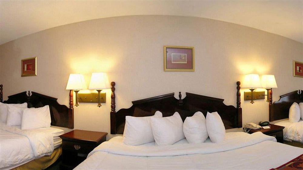 Western Alamo Downtown Hotel 3*
