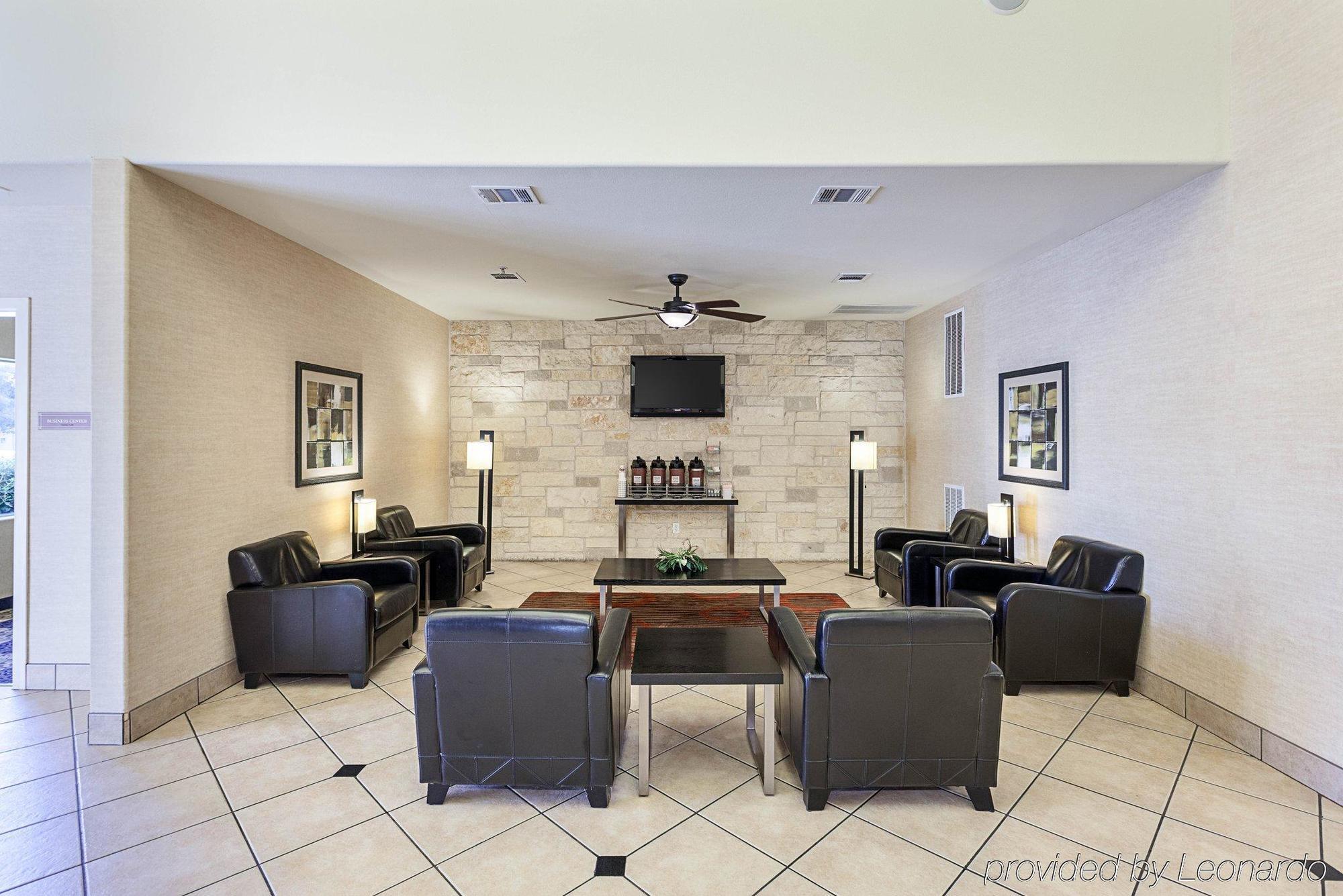 Comfort North - Stone Oak Hotel 3*