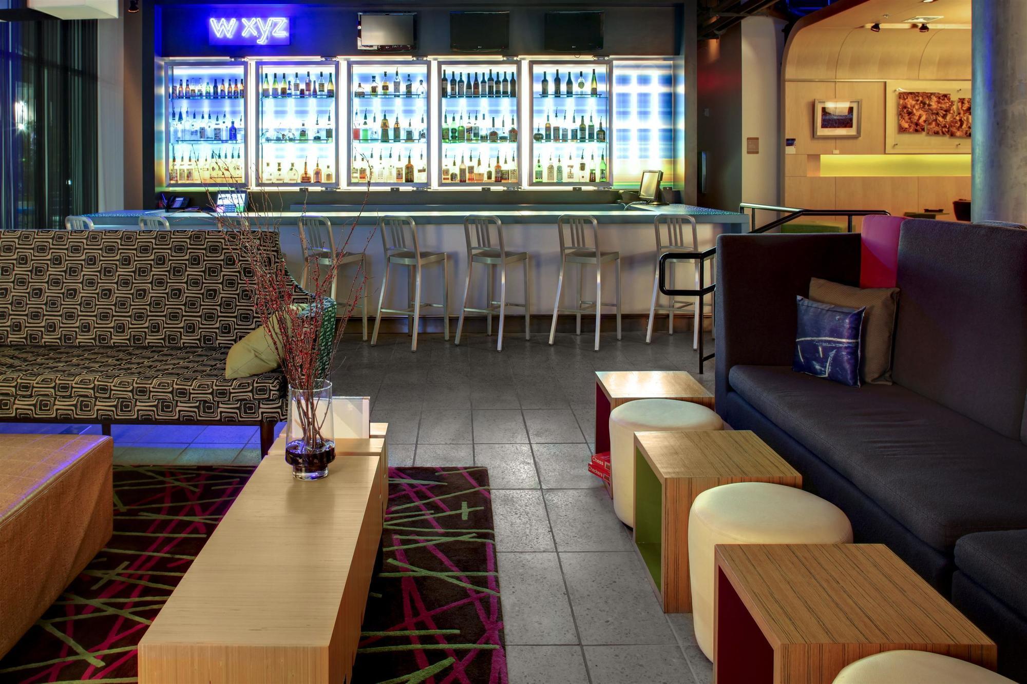 Hotel Aloft Airport