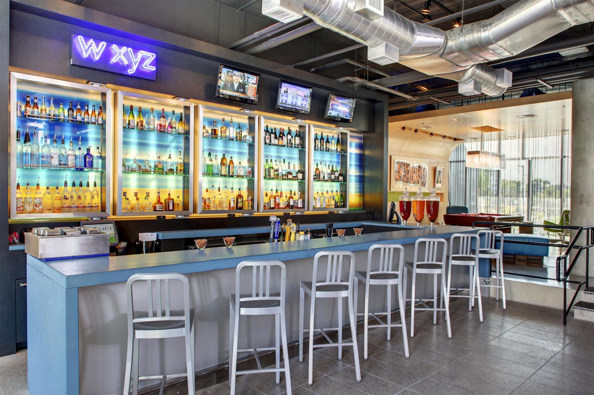 Hotel Aloft Airport
