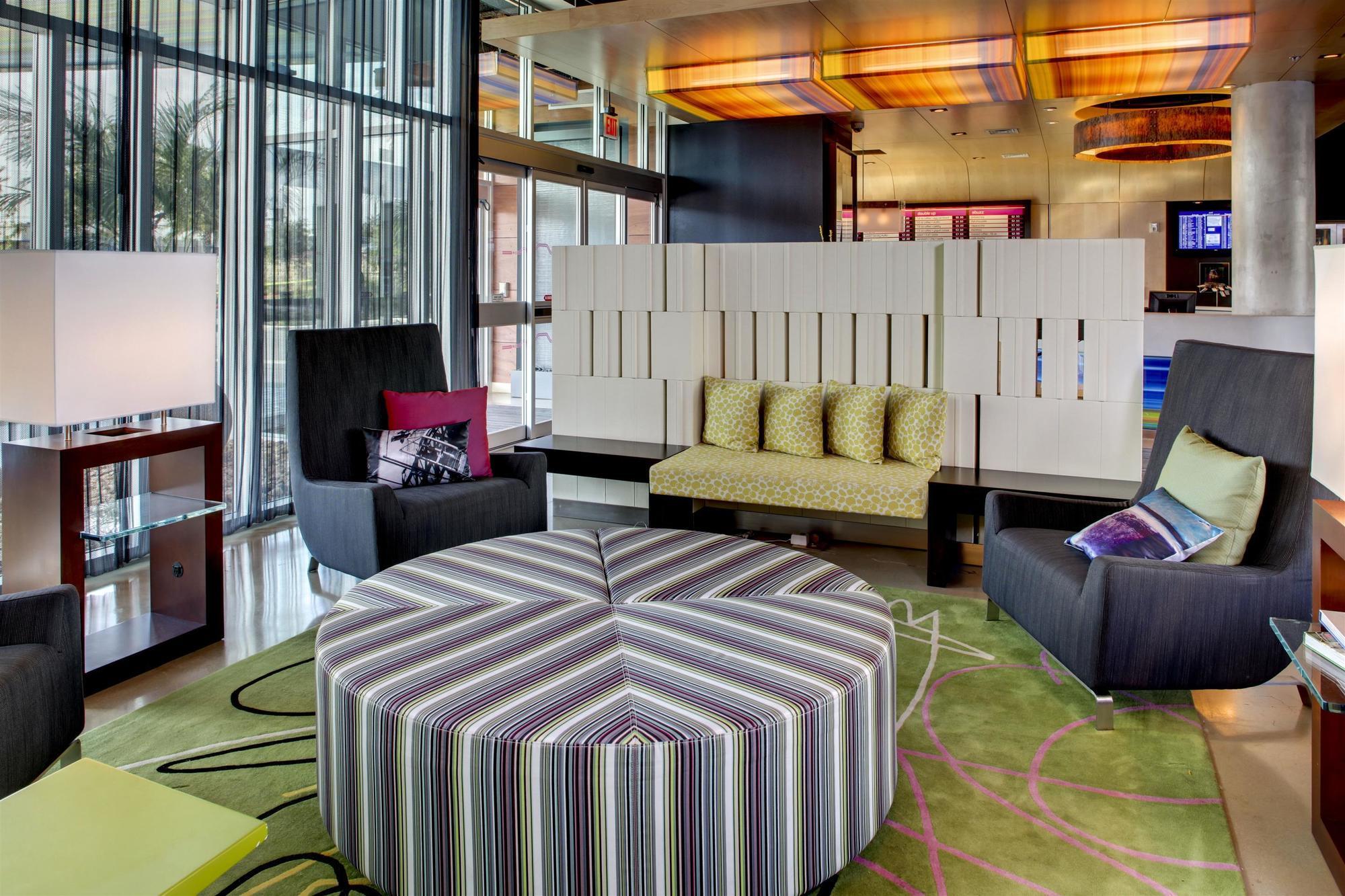 Hotel Aloft Airport