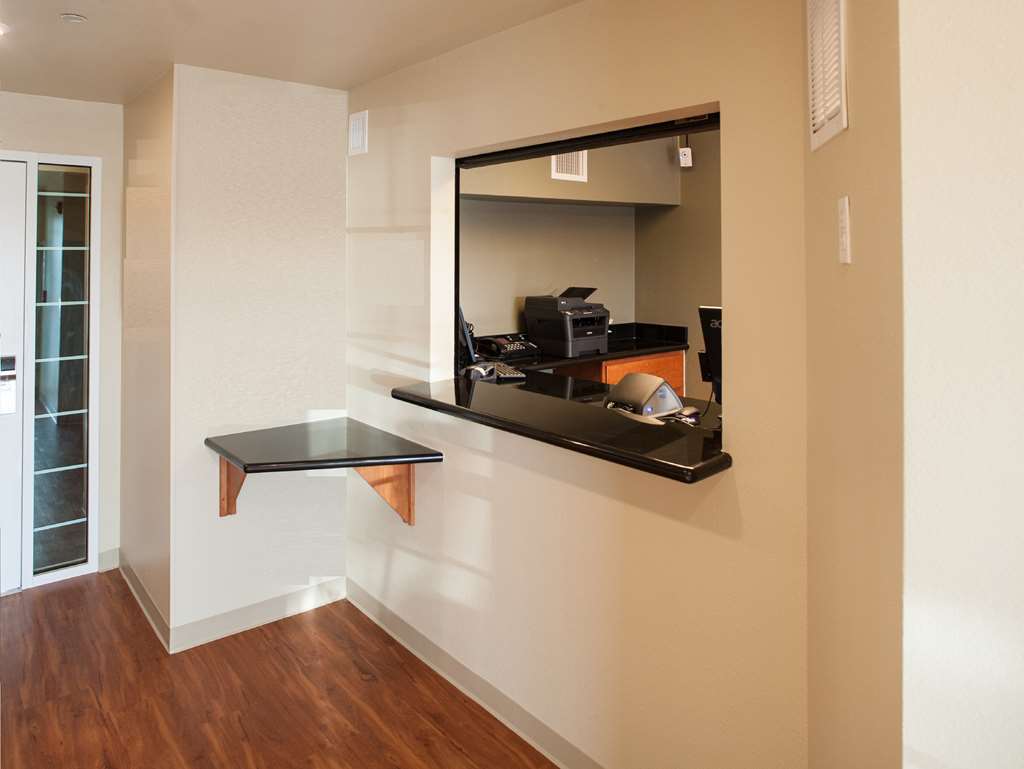 Woodspring San Antonio North I-35 2*