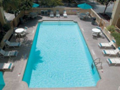 Hotel Super 8 By Wyndham Near Seaworld Ingram Park 3*