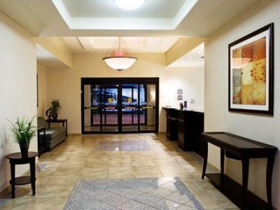 Express & Nw-medical Area By Ihg Hotel 3*