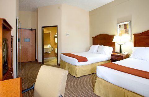 Express North Riverwalk Area By Ihg Hotel San Antonio