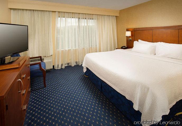 Courtyard By Marriott Seaworld/lackland San Antonio