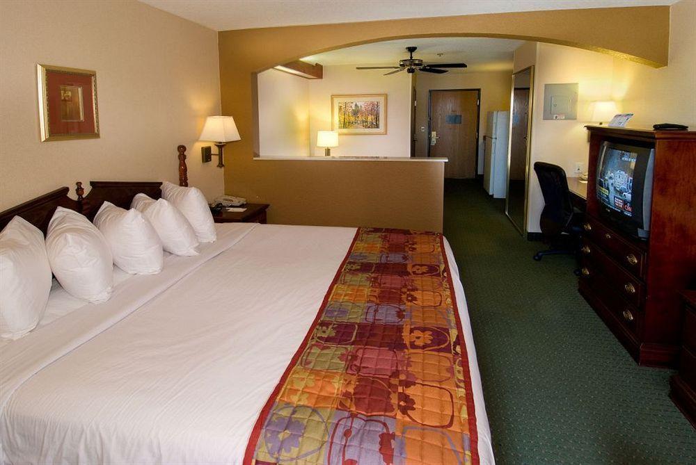 Western Alamo Downtown Hotel 3*