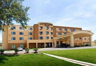 Courtyard By Marriott Seaworld/lackland Hotel 3*