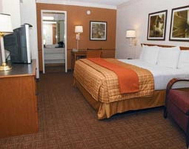 La Quinta By Wyndham Lackland San Antonio