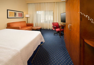 Hotel Courtyard By Marriott Seaworld/lackland 3*