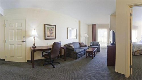 Staybridge Downtown Convention Center By Ihg Hotel