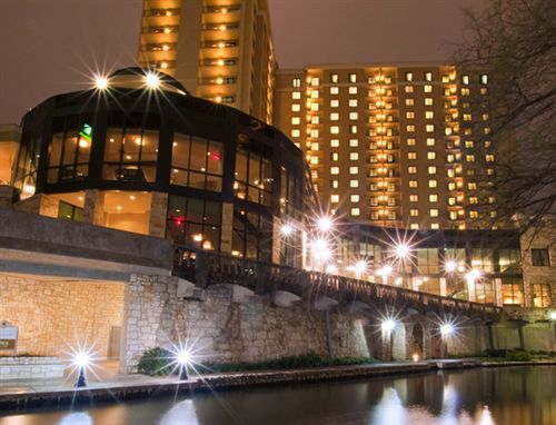 Hotel Embassy Riverwalk-downtown