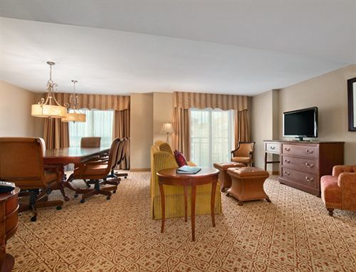 Embassy Riverwalk-downtown 4* San Antonio