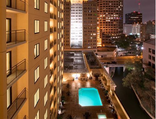 Hotel Embassy Riverwalk-downtown 4*