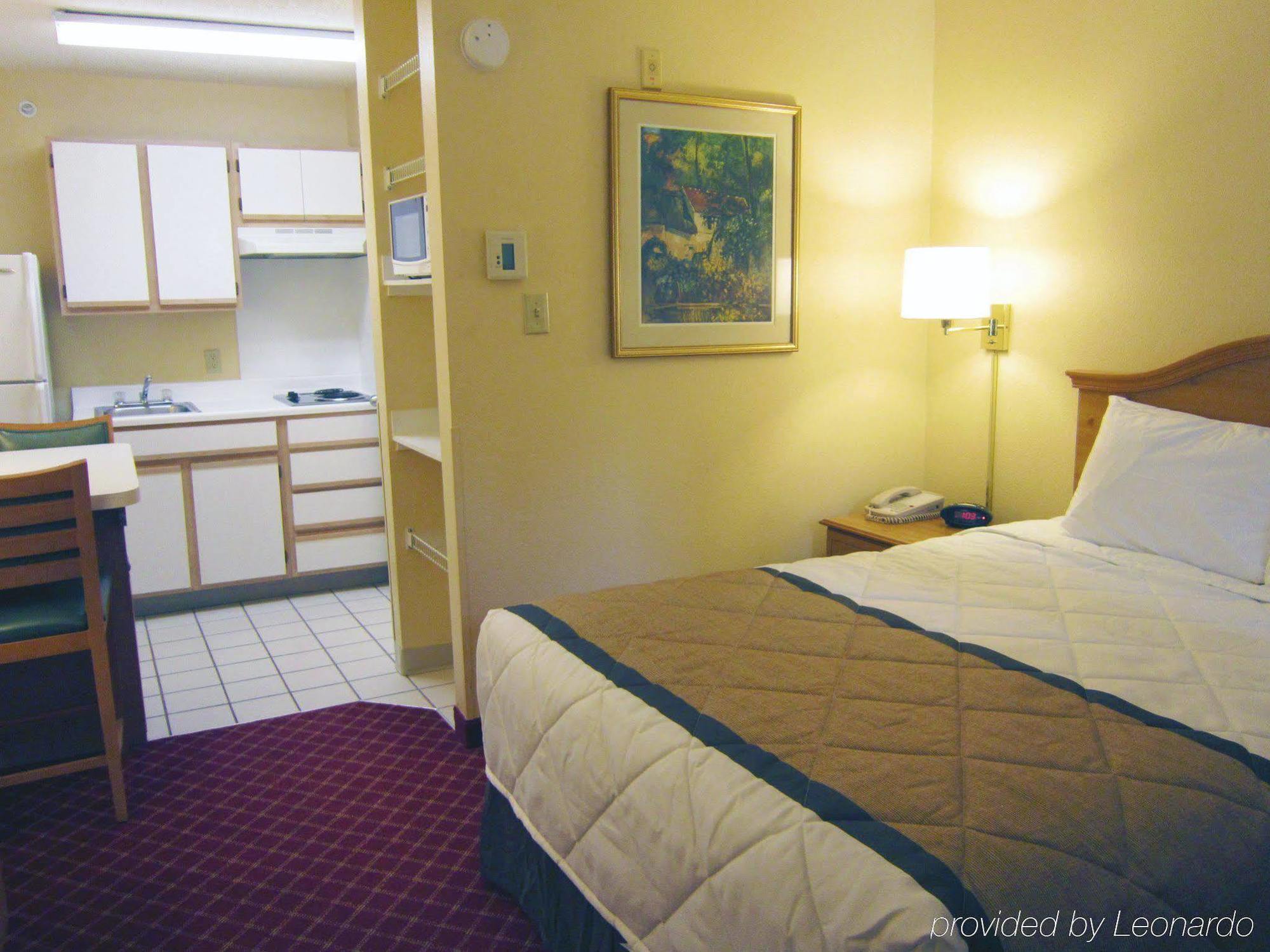 Extended America - - Airport 2* San Antonio