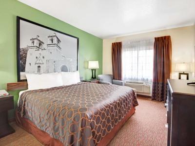 Hotel Surestay By Western Airport San Antonio