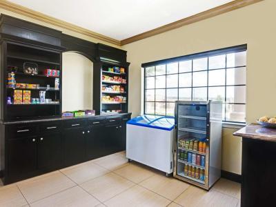 Surestay By Western Airport