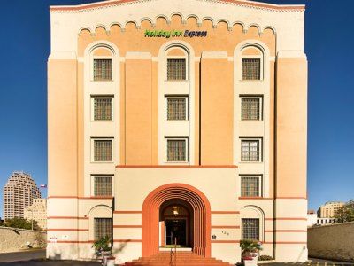 Hotel Express North Riverwalk Area By Ihg 3*