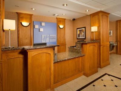 Express North Riverwalk Area By Ihg Hotel San Antonio