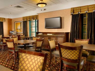 Express North Riverwalk Area By Ihg San Antonio