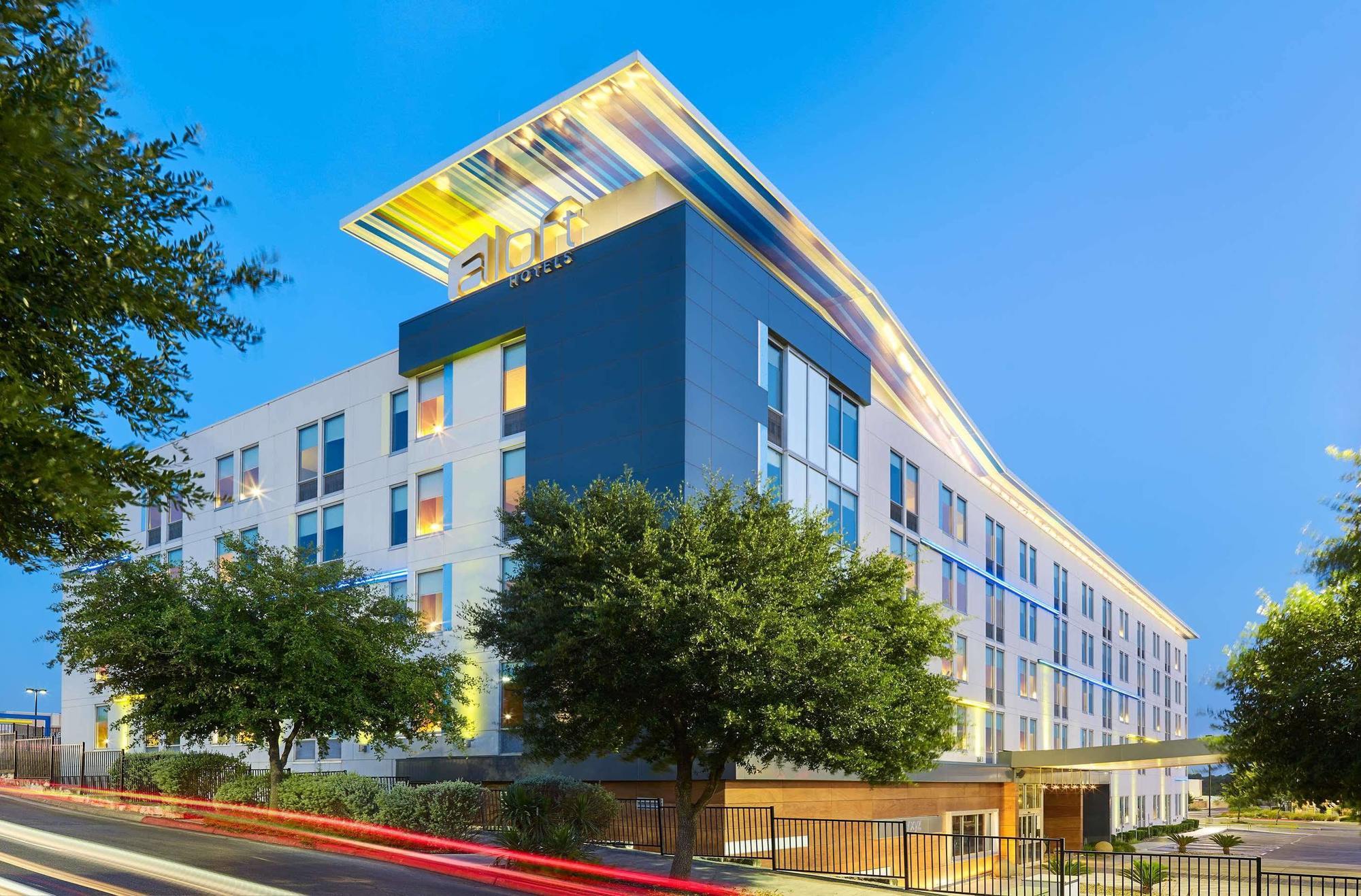 Aloft Airport Hotel San Antonio