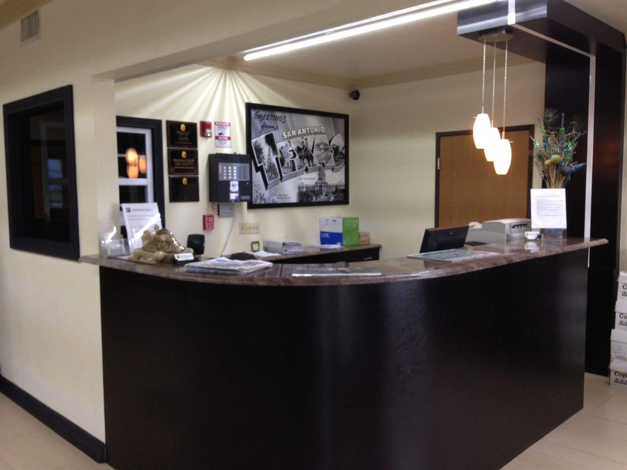 Surestay By Western Airport San Antonio