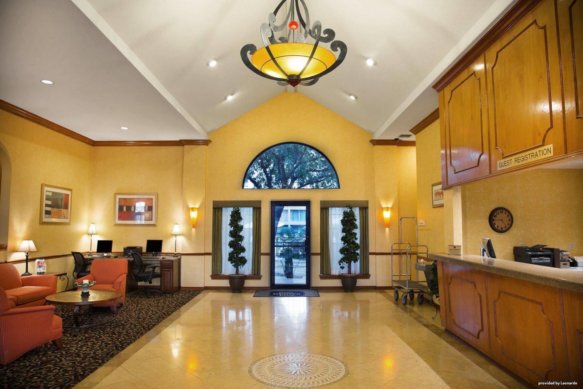 Surestay By Western Fiesta Hotel