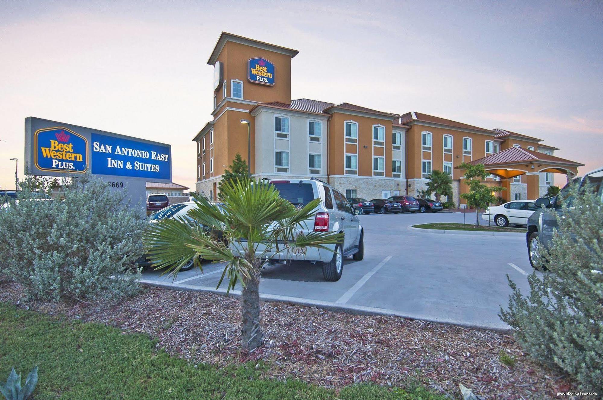 Hotel Western East &