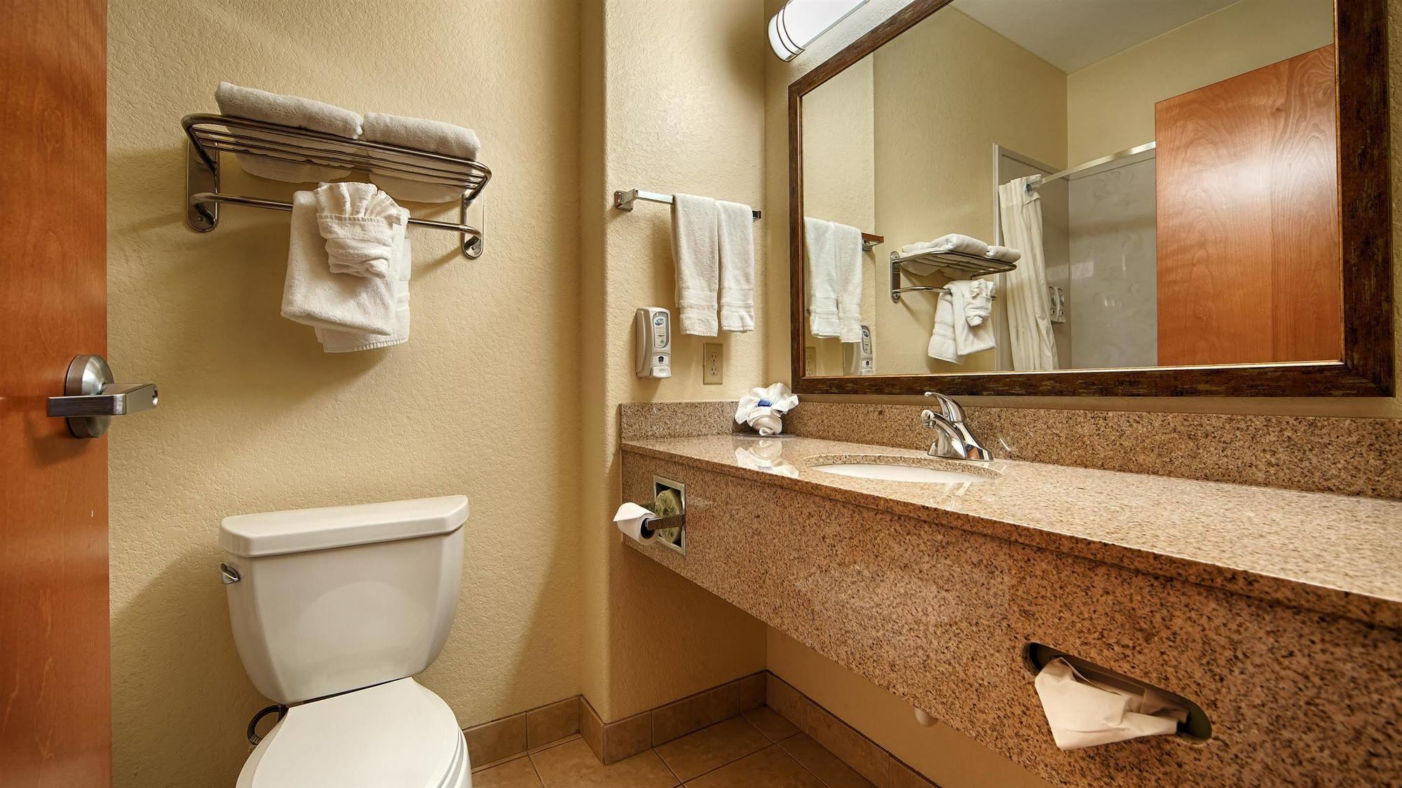 Western East & 3* San Antonio
