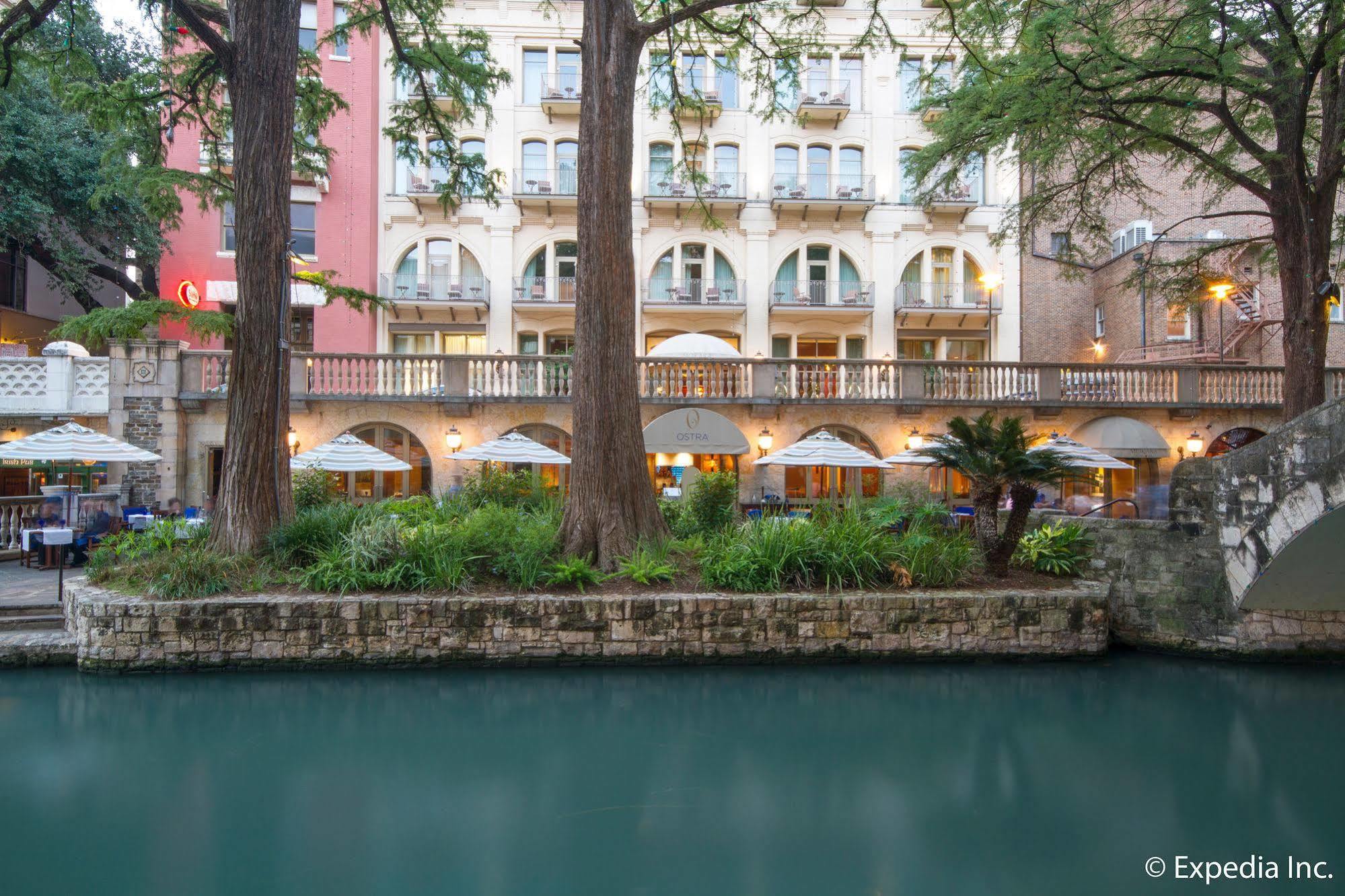 Mokara & Hotel