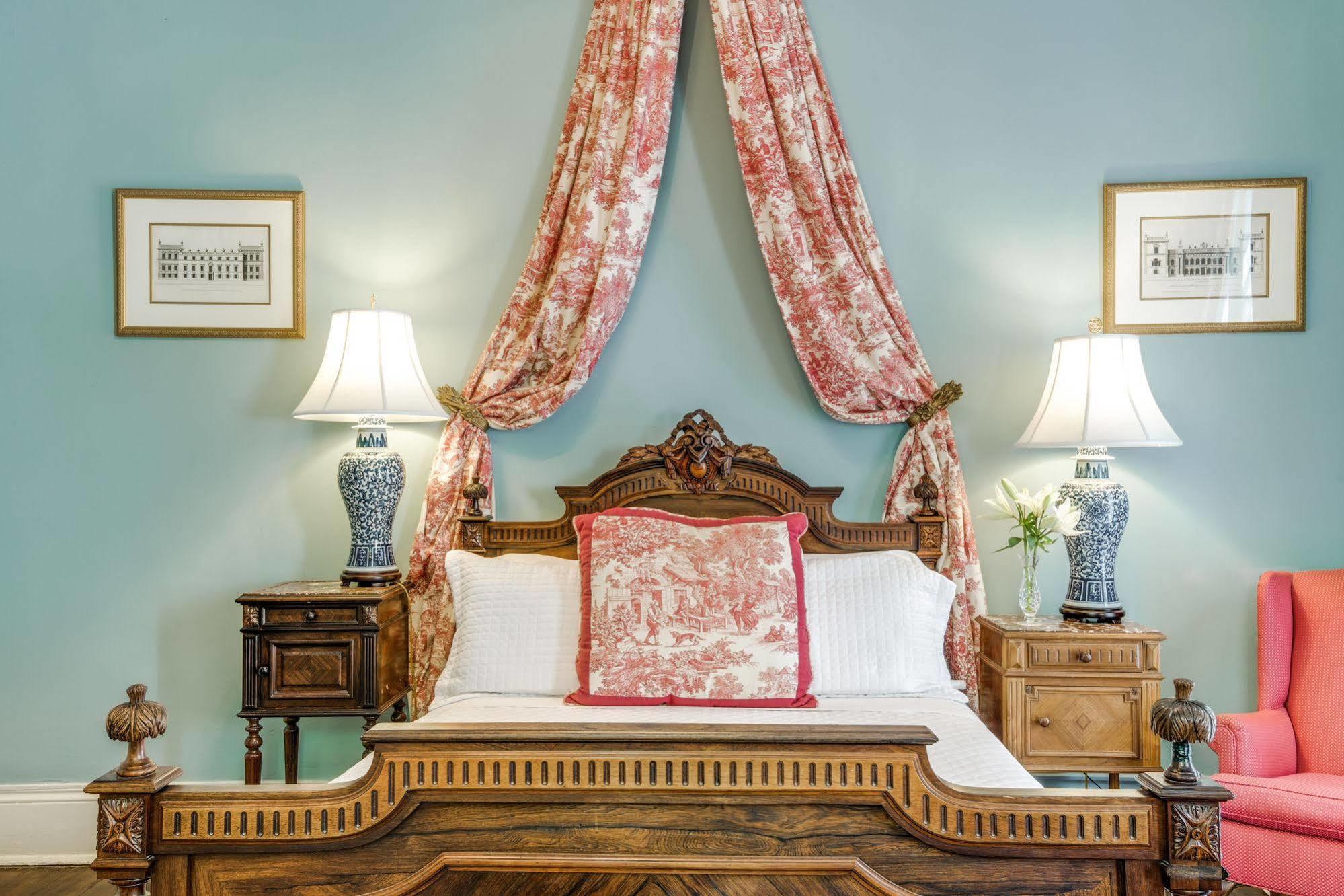 Noble Bed & Breakfast 3*