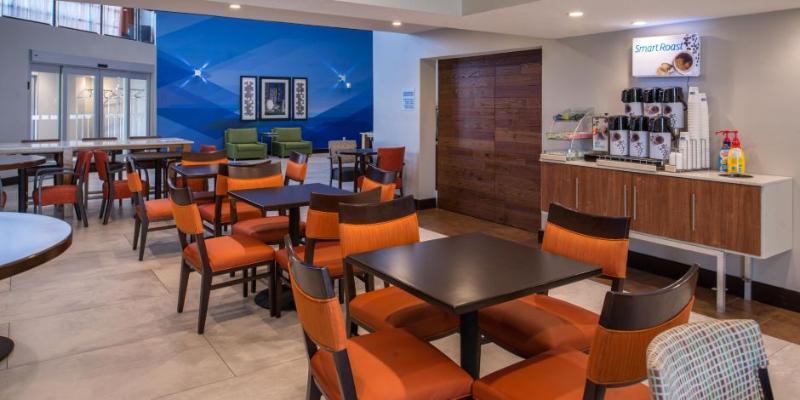 Express & Nw-medical Area By Ihg Hotel