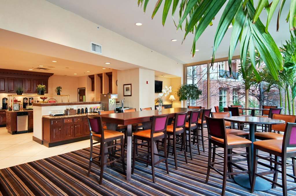 Homewood By Hilton Riverwalk/downtown
