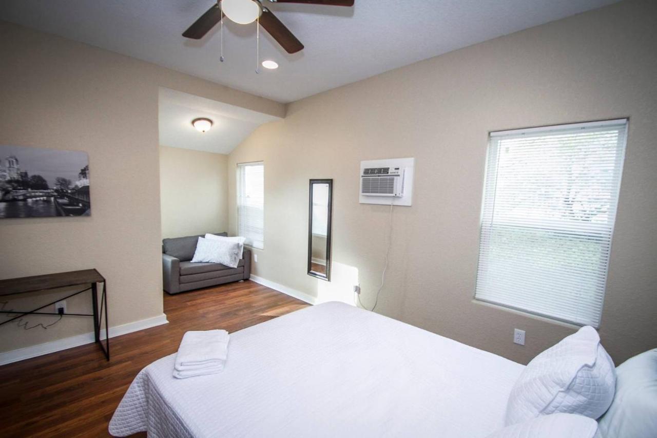 Douglas Way Remodeled House Near Downtown 1ba/1ba *
