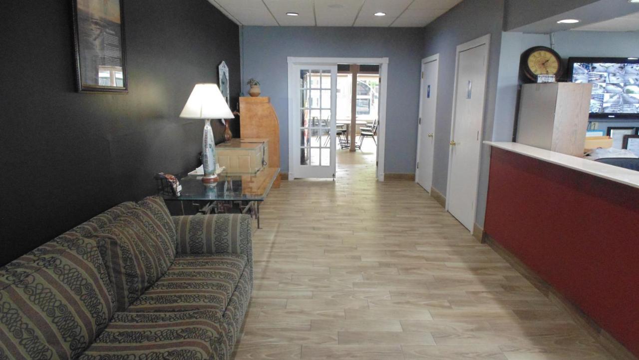 Motel Home Suites 2*