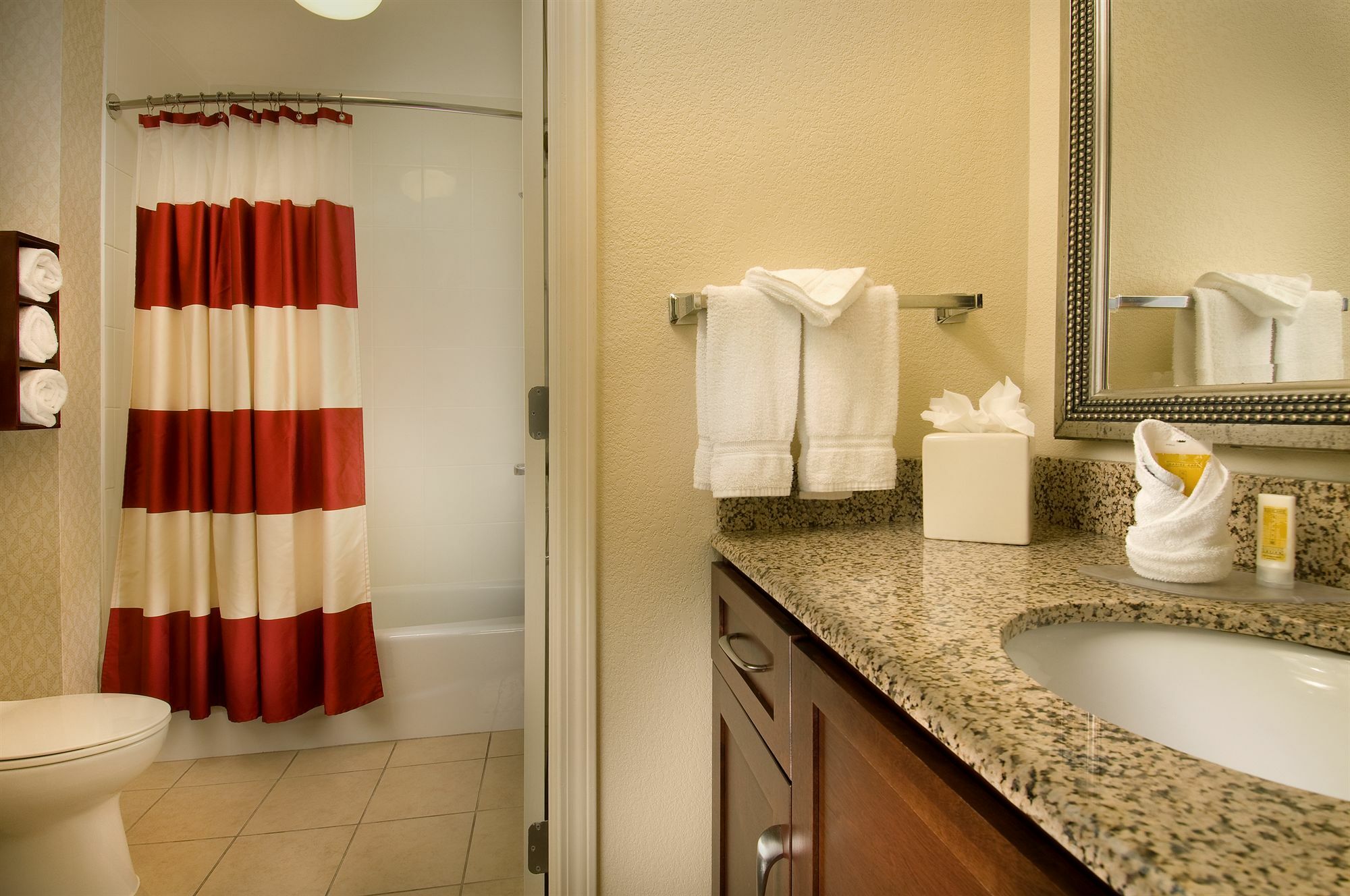 By Marriott Seaworld / Lackland Hotel 3*