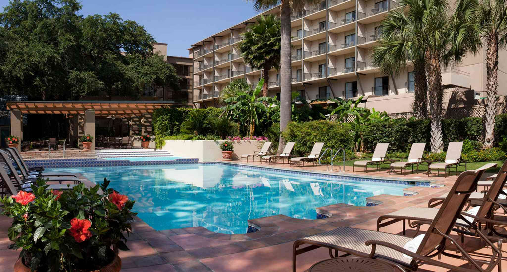Marriott Plaza Hotel 4*